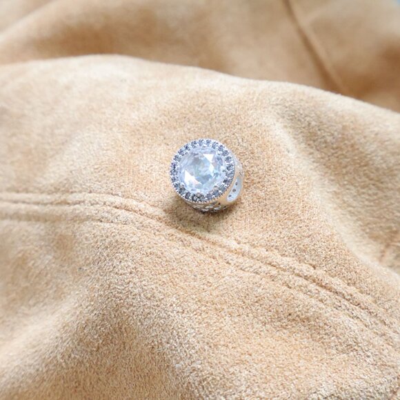 Pandora Pandora Moments Zirconia Charm in Sterling Silver - Picture 1 of 2